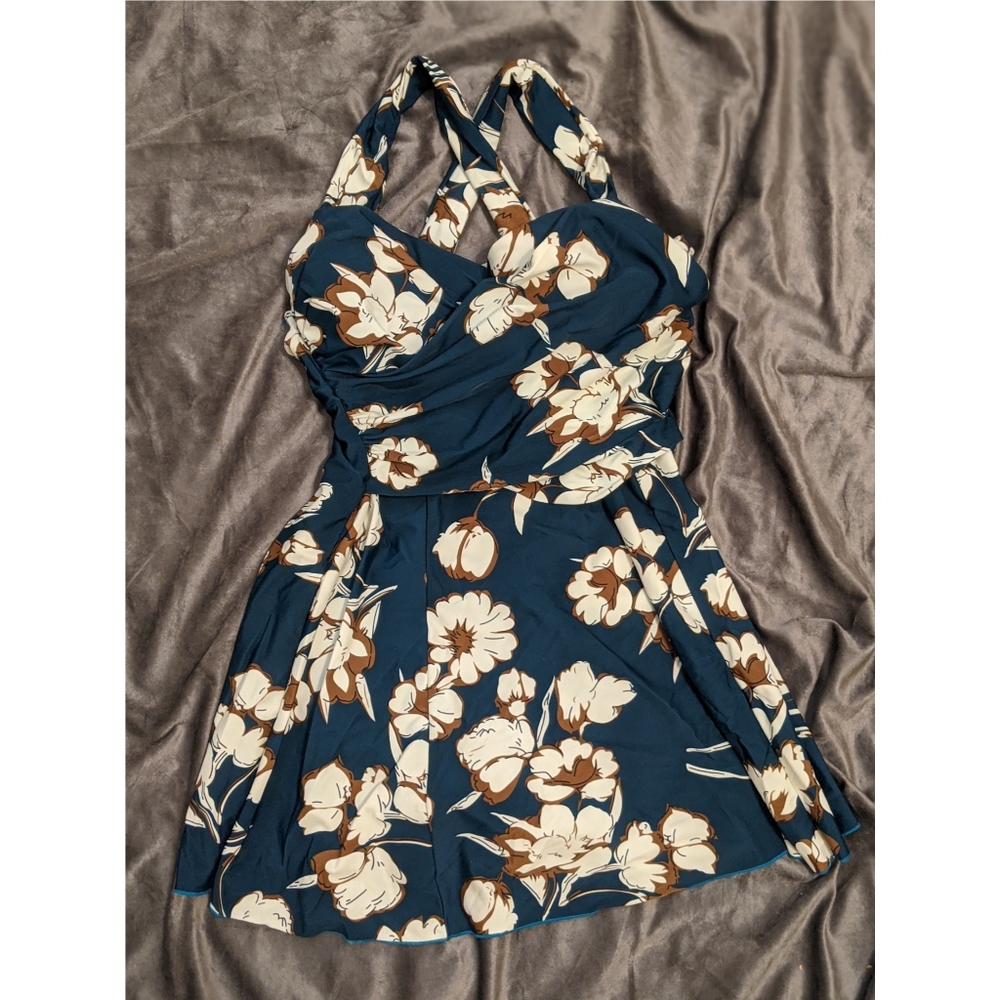 Vintage Style Skirted One Piece Swimsuit